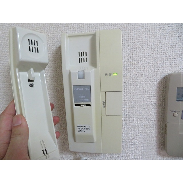 クレール・カサベルデのその他|インターホン