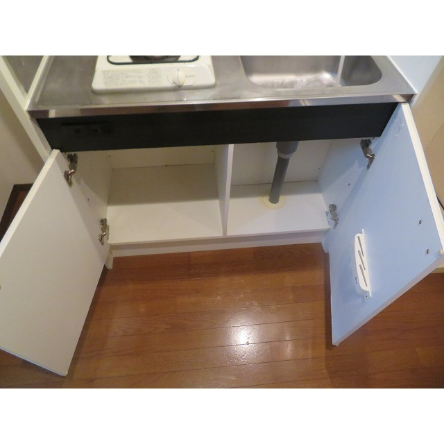 クレール・カサベルデのキッチン|キッチン下収納