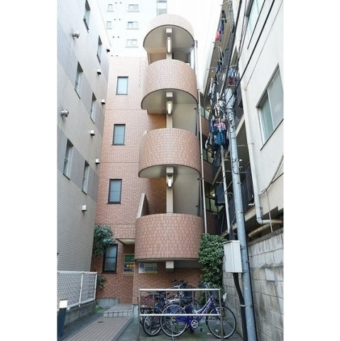 クレール・カサベルデの外観|外観