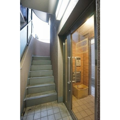 クレール・カサベルデのその他|共用部階段