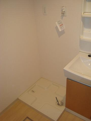 エクセレンスネオの洗面所|室内洗濯機置場