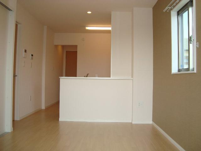 エクセレンスネオの居間・リビング|平窓付き