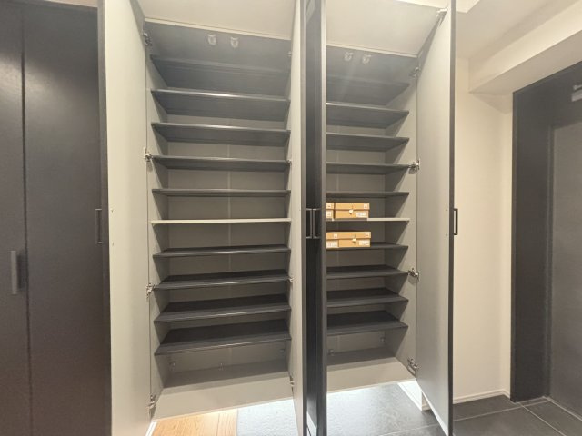 WコンフォートタワーズWESTの収納