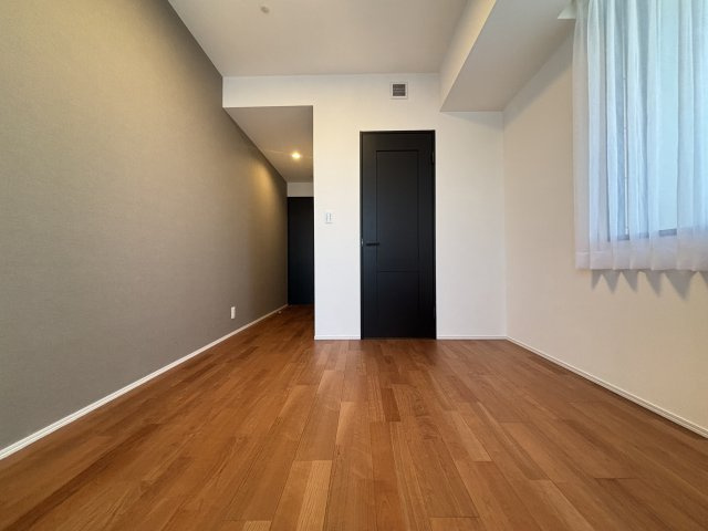 WコンフォートタワーズWESTの洋室