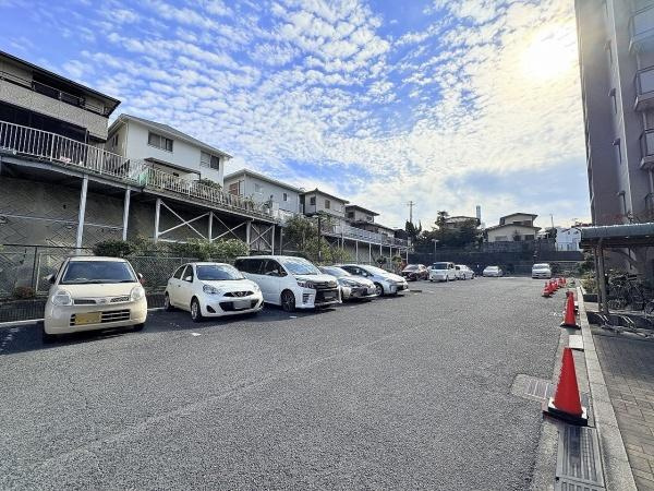 【駐車場】 | 和泉中央パーク・ホームズ　中古マンション