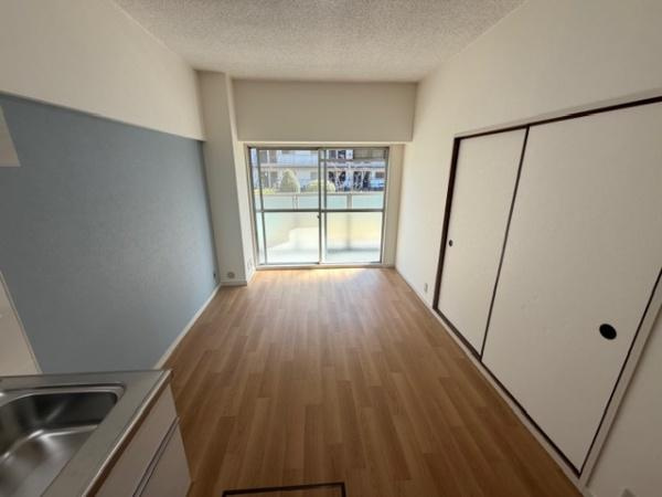 【居間・リビング】 | 枚方ハイツ第8号棟