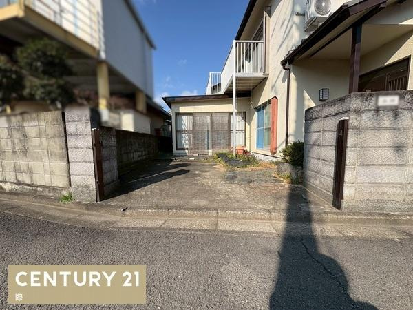 岩出市南大池　中古戸建の駐車場