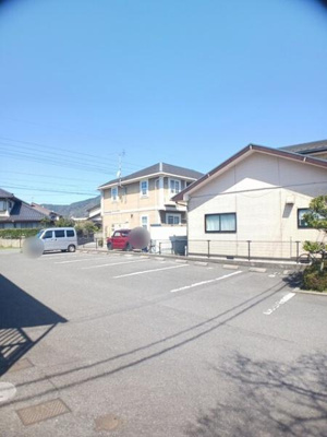 【駐車場】 | ガーデンスクウェア