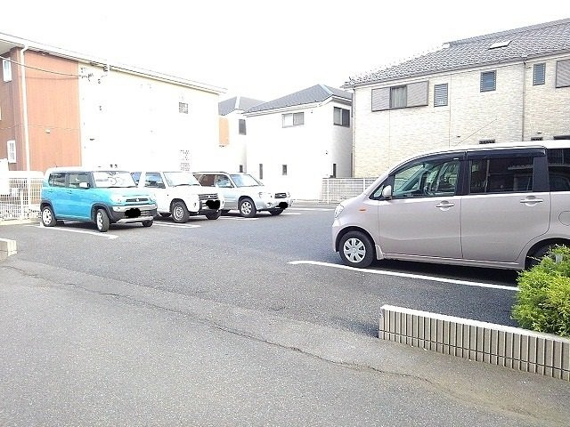 Ｓｏｌ　Ｓｕｂｉｒ　Ⅱの駐車場