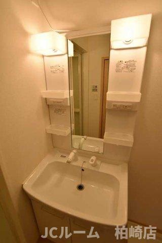 フィオーレ・ユリアⅠの洗面所