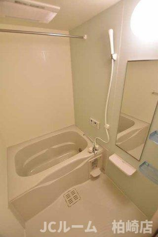 フィオーレ・ユリアⅠの浴室