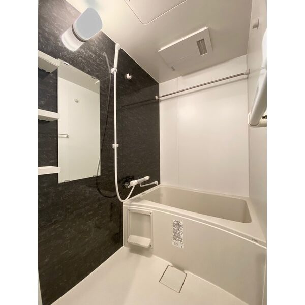 一宮市栄２丁目の賃貸マンションの浴室