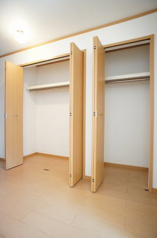 エクセレントヒルズ　Ⅰの収納