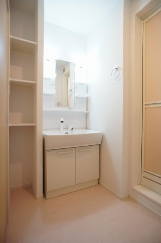 リバーサイドの洗面所