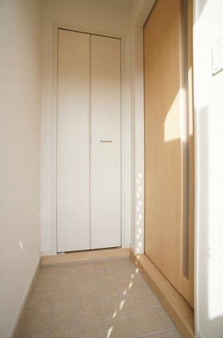 リバーサイドの玄関