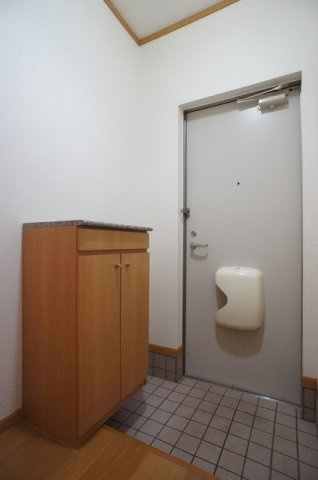 マリンサイド・Ｓの玄関