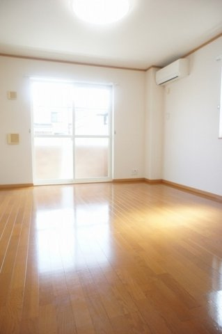 ベル・ウィンズⅡの居間・リビング