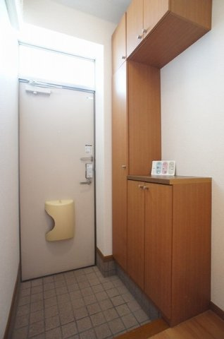 エクセレント・川田の玄関