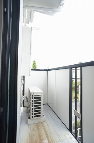 オーブリー吉田　Ｂ棟のバルコニー