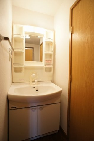 オーブリー吉田　Ｂ棟の洗面所