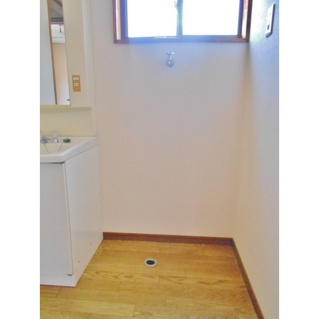 岐阜市長良宮路町１丁目の一戸建ての設備|室内洗濯置場