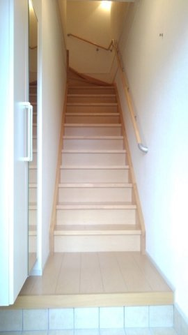 ヴェルドミールⅣの玄関