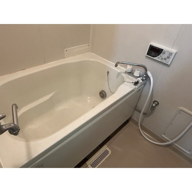 ファインハイツC棟の浴室