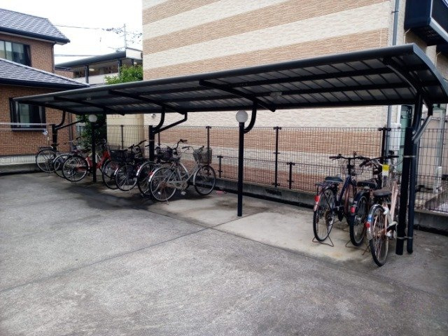 レオパレスグリーンⅢのその他|駐輪場　原付＆自転車のみ駐輪可能