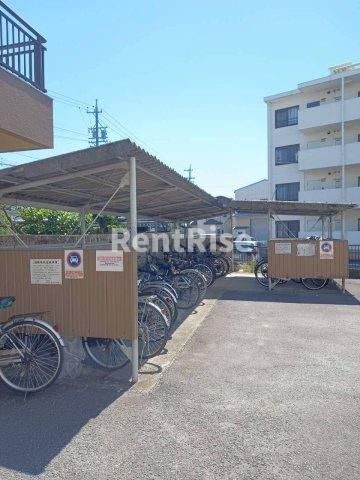 ハイツ高御堂F棟のその他