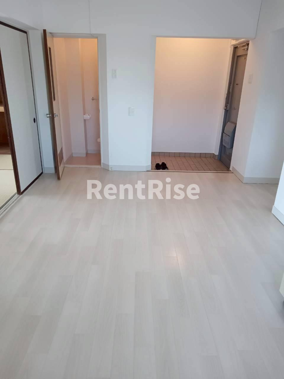 ハイツ高御堂F棟の居間・リビング