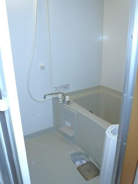 ソレイユ参番館の浴室|お風呂で日々の疲れを落としましょう