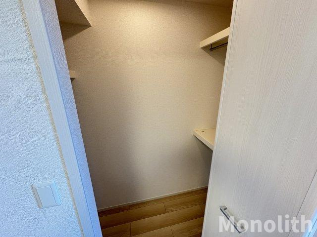 プロムナード井原里の駐車場