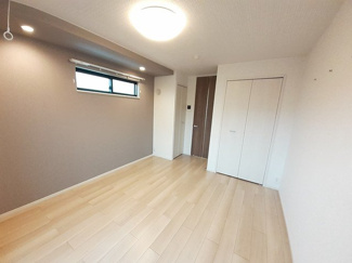 【内装】 | フローラーリアⅢ | 内装は落ち着いています