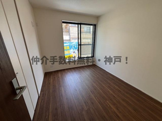 【洋室】 | 神戸市垂水区旭が丘3丁目　新築戸建　仲介手数料無料！ | 落ち着いた色調の洋室です