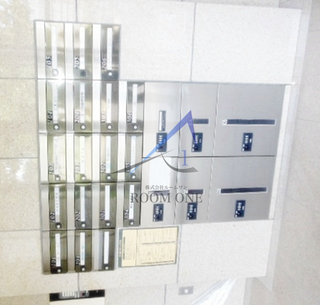 シェレ祗園のその他共用部分|集合ポスト、宅配ボックスです。