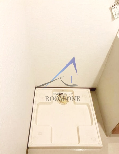 シェレ祗園の設備|洗濯機置場です。