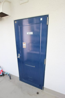 【玄関】 | エビスビル | 毎日通る玄関はこちらです