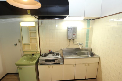 【キッチン】 | エビスビル | キッチンでお料理をお楽しみください