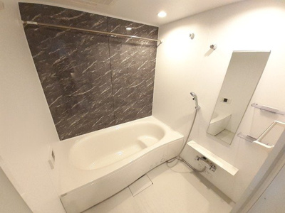 【浴室】 | メゾン・ド・シェリュバンⅤ | 日々の暮らしに欠かせないお風呂です