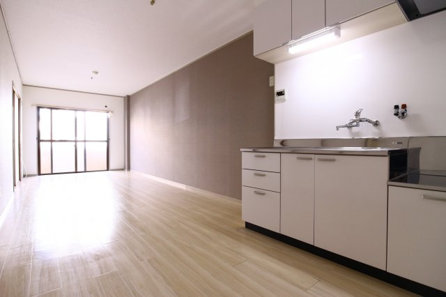 山本マンションの居間・リビング