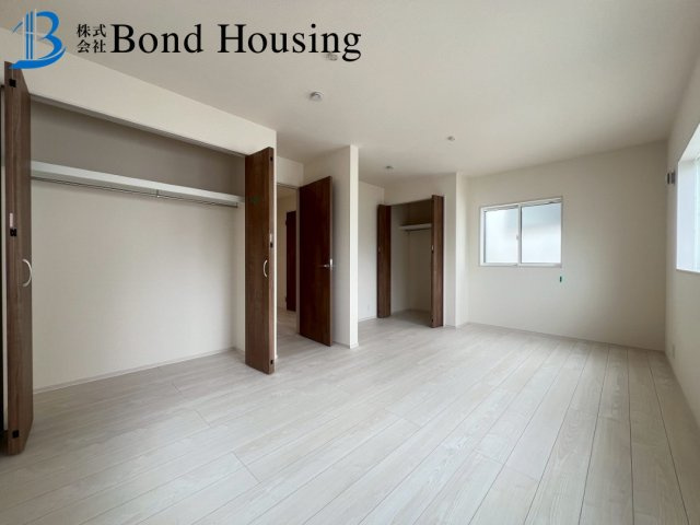 LDKは広々約19.5帖・収納豊富　垂水区名谷町　全2棟　1号棟の居間・リビング