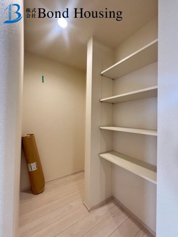 LDKは広々約19.5帖・収納豊富　垂水区名谷町　全2棟　1号棟の収納