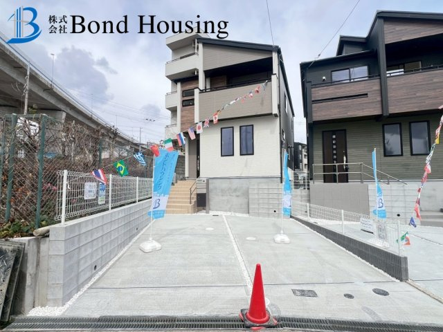 LDKは広々約19.5帖・収納豊富　垂水区名谷町　全2棟　1号棟の外観