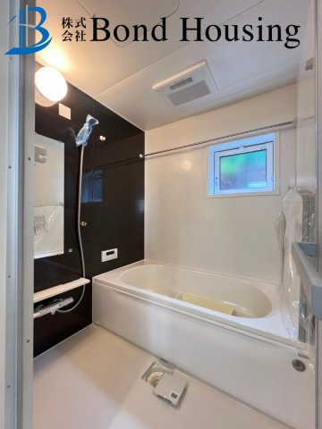 LDKは広々約19.5帖・収納豊富　垂水区名谷町　全2棟　1号棟の浴室