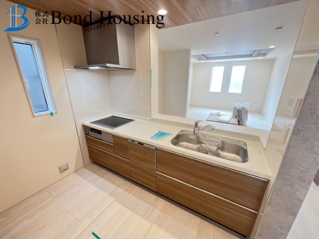 LDKは広々約19.5帖・収納豊富　垂水区名谷町　全2棟　1号棟のキッチン