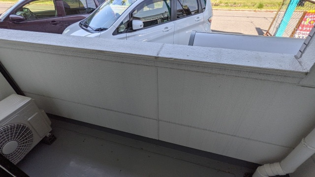 ウイング川内のバルコニー