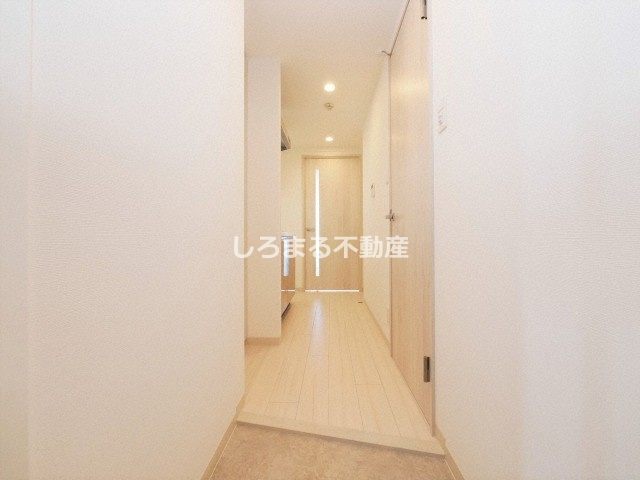 ジアコスモ九条シエルの玄関