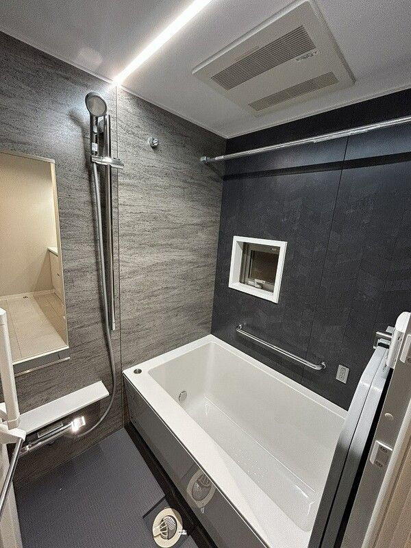 プライムアーバン目黒三田の浴室