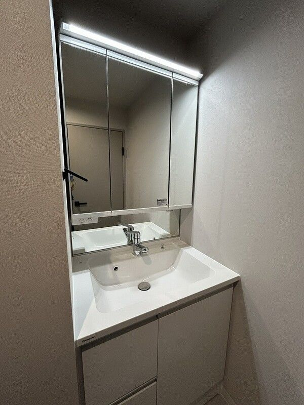 プライムアーバン目黒三田の洗面所