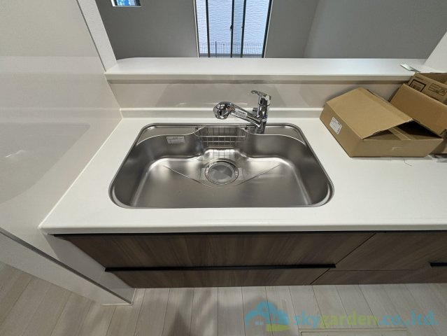 大磯町東小磯2期　新築戸建　全2棟1号棟のキッチン